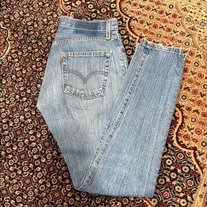 Vintage Levi's Women's Blue Jeans